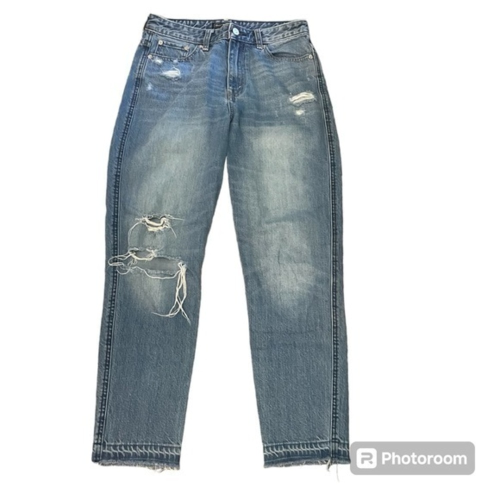 Abercrombie & Fitch signature collection distressed boyfriend jeans